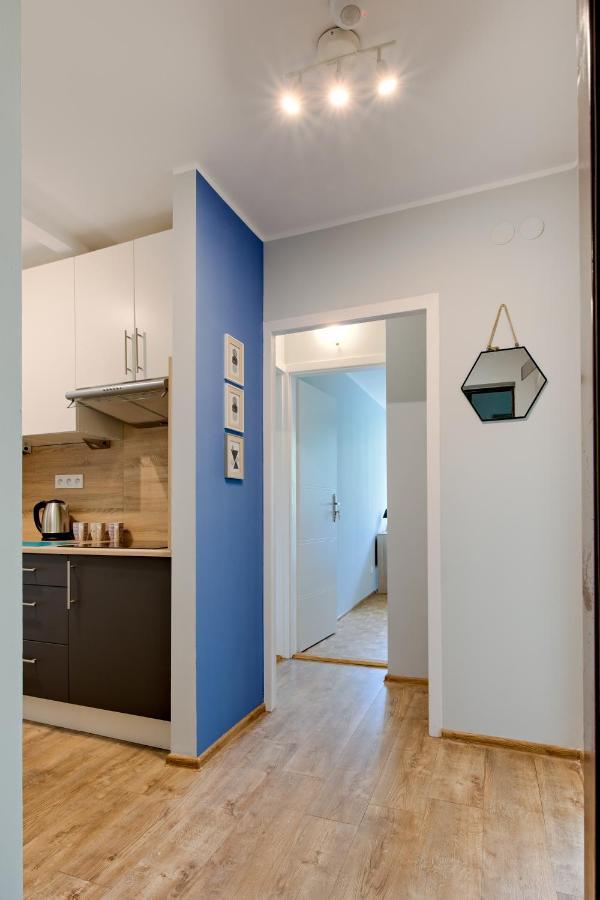 Krzywon 8 Rooms Warsaw Exterior photo
